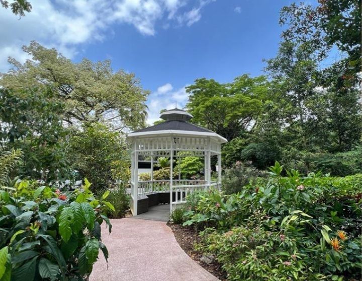 hortpark singapore themed garden