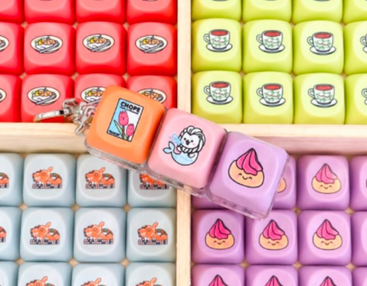 things to do this weekend in singapore with kids - kopitiam mechanical keycap keychain and plushie redemption